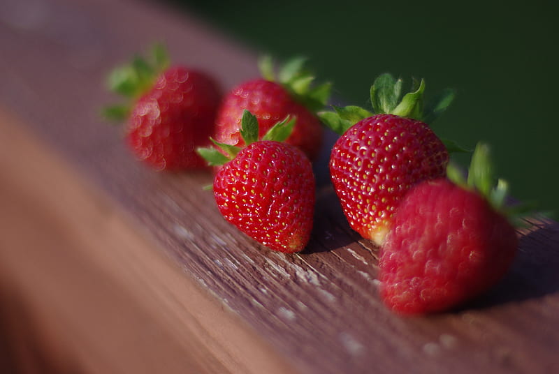 strawberries, berries, surface, wood, HD wallpaper