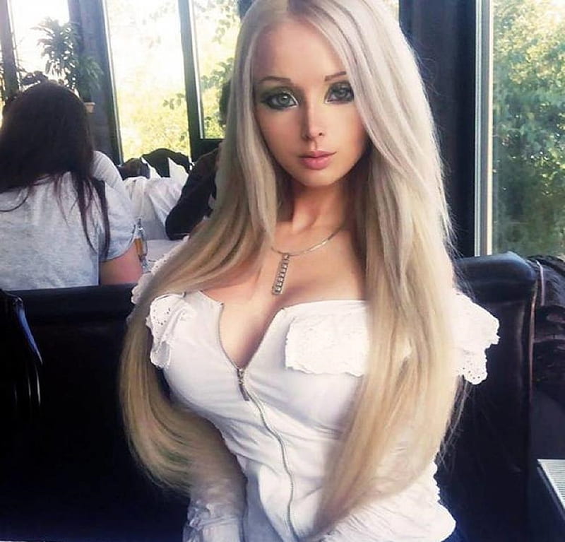 Valeria Lukyanova Barbie Doll look alike, ronyt zipper, white dress, portrait, sitting, platinum blonde, jewelry, HD wallpaper