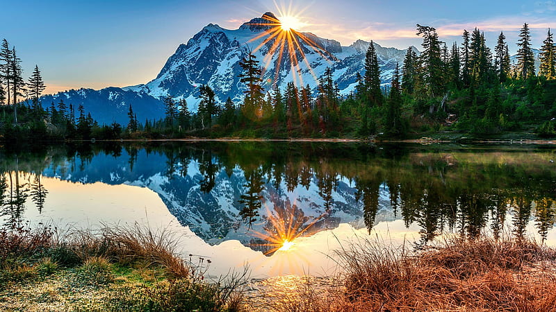 Sunny Lake Reflection, mountain, forest, sun, sunny, nature, reflection, trees, lake, HD wallpaper