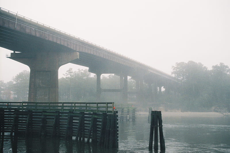 Snows Cut Bridge in Fog, river, bridge, intercoastal waterway, fog, HD wallpaper
