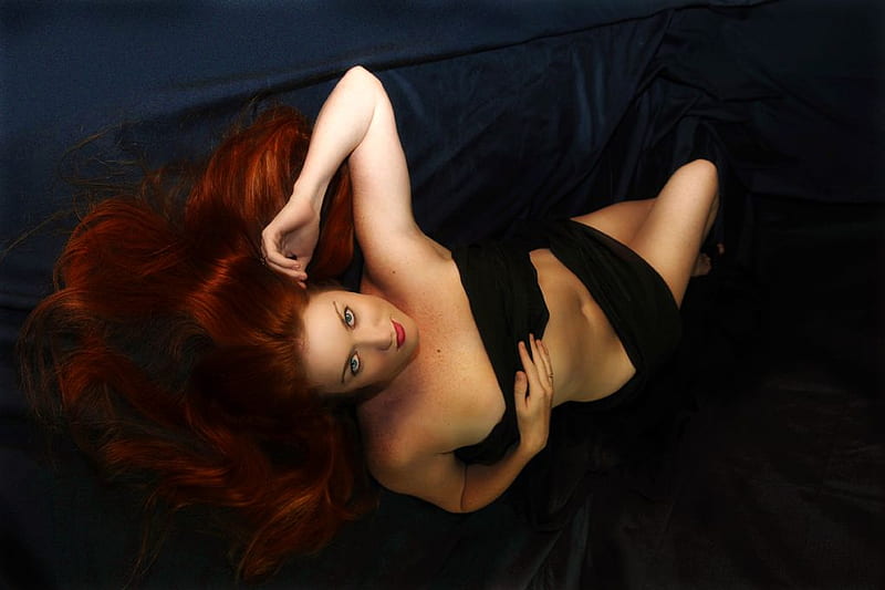 WRAPPED REDHED, wrapped, redhead, wraps, beauty, woman, HD wallpaper