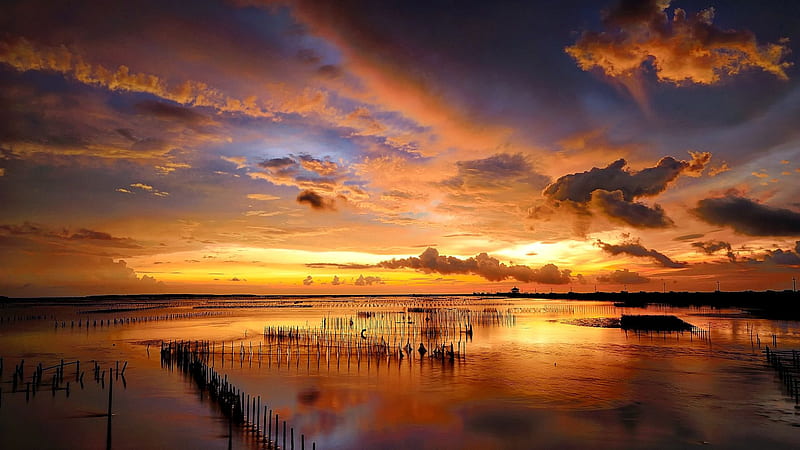 Sunrise or Sunset?, on the water, spectacular, 1920x1080, golden, HD wallpaper