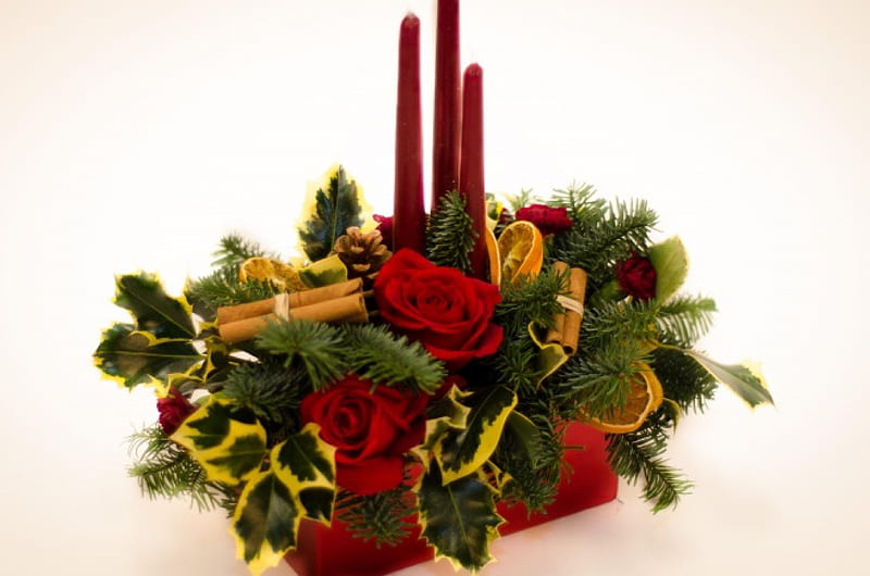๑๑ Amazing Christmas ๑๑, red roses, orange, ideas, bonito, floral, scented, love, siempre, arrangement, amazing, centerpiece, lovely, fresh, three, cinnamon, winter, candles, merry christmas, nature, HD wallpaper