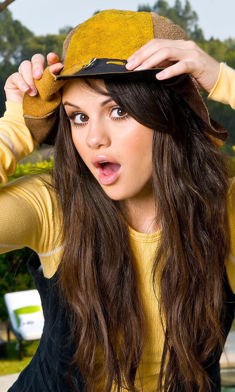 Selena Gomez, charming, cute, HD phone wallpaper