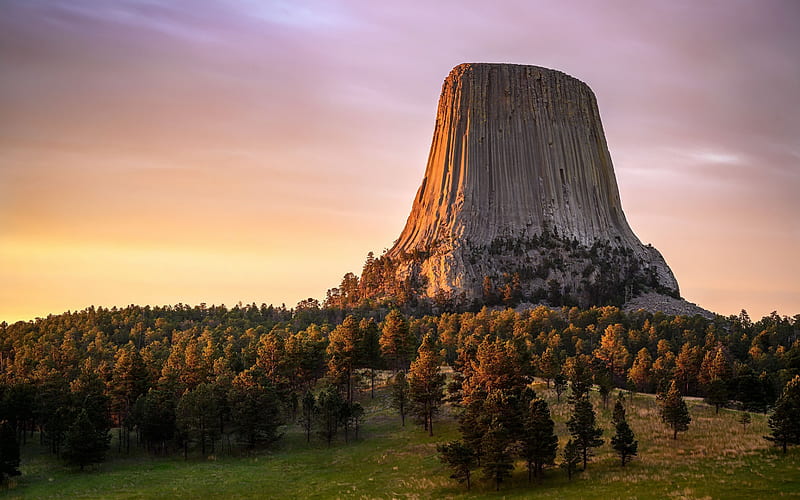 Devils Tower, Bear Lodge Butte, butte, rock, Devils Tower National Monument, evening, sunset, mountain landscape, Wyoming, USA, HD wallpaper