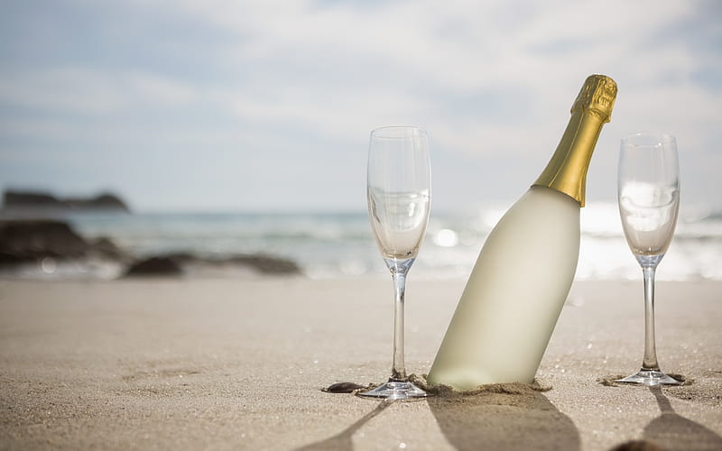 bottle of champagne, beach, glasses, sunset, romance, summer travel, sand, HD wallpaper