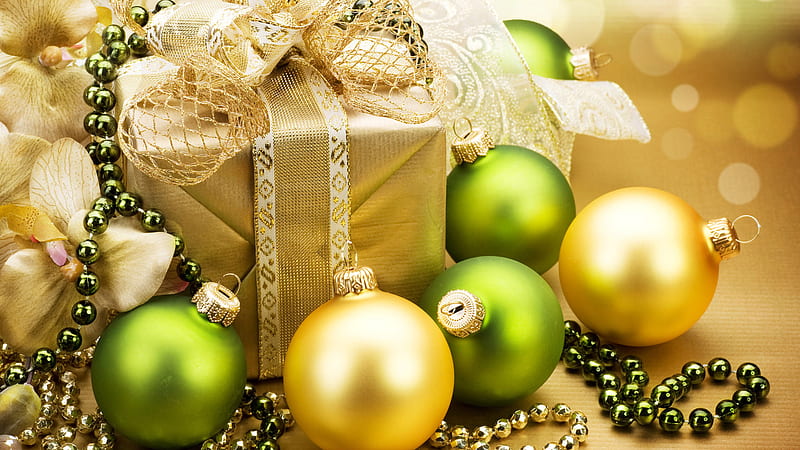 Golden Green Christmas Decoration Balls With Beads Christmas, HD wallpaper
