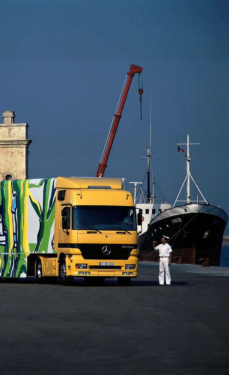 New Actros in dealerships now - trucksales.com.au