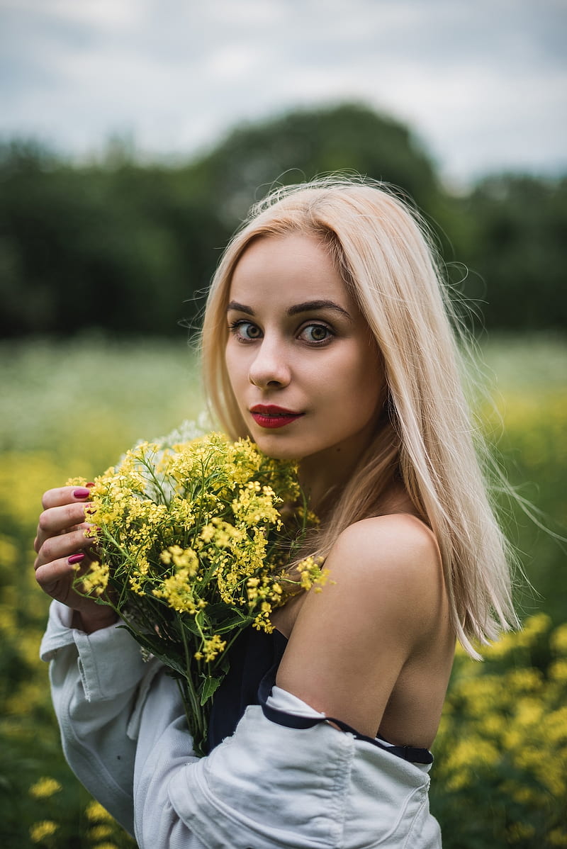 Flowers Plants Blonde Women Face Red Lipstick Women Outdoors Glasses Hd Phone Wallpaper