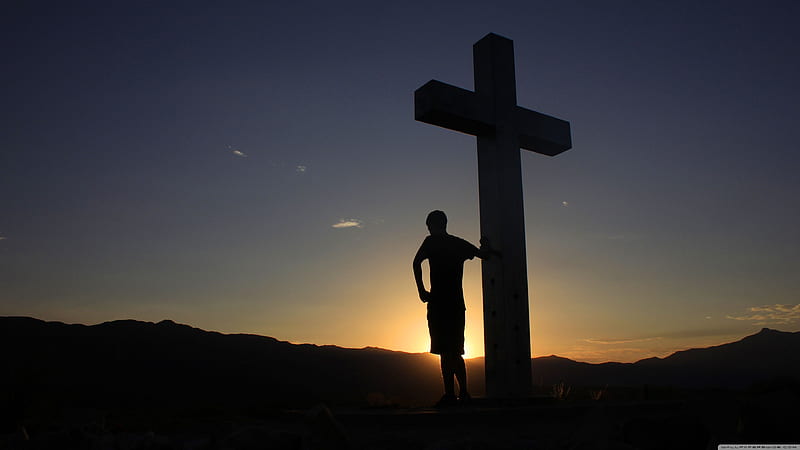 Man Standing With Jesus Cross, HD wallpaper