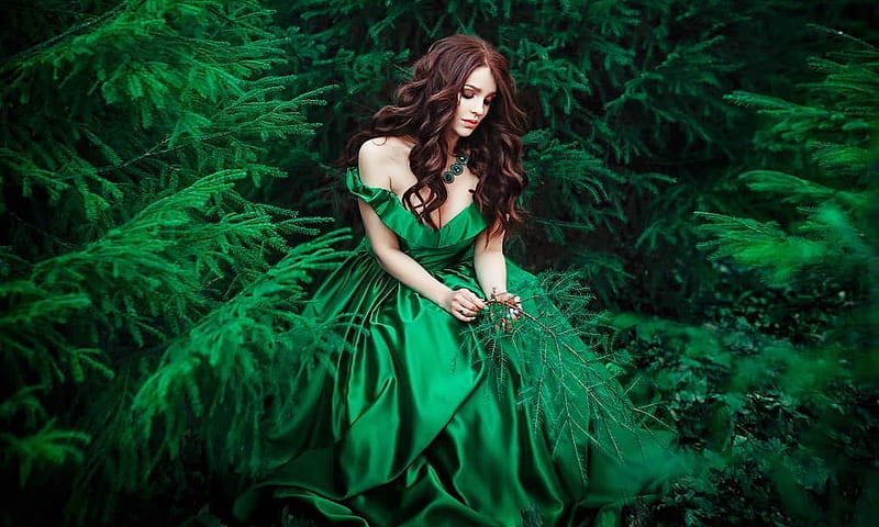 Evergreen Fashion Model, Lovely, evergreens, beauty, trees, sensual, model, gown, brunette, Fashion, green, alluring, HD wallpaper