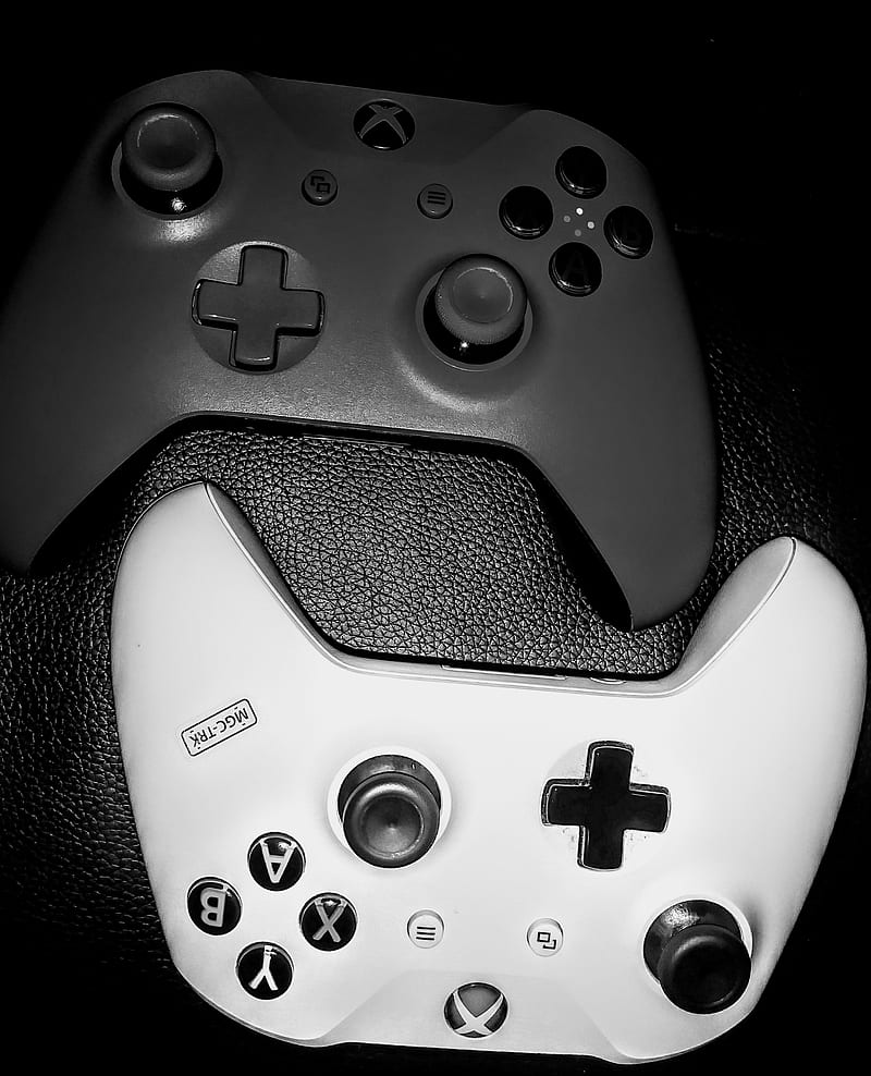 Xbox controllers, controller, gaming, play, xbox, xboxone, HD phone wallpaper