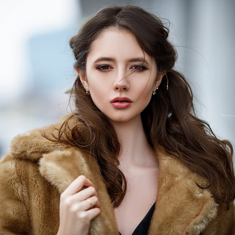 Disha Shemetova, fur jacket, fur coats, brown coat, brunette, HD phone wallpaper