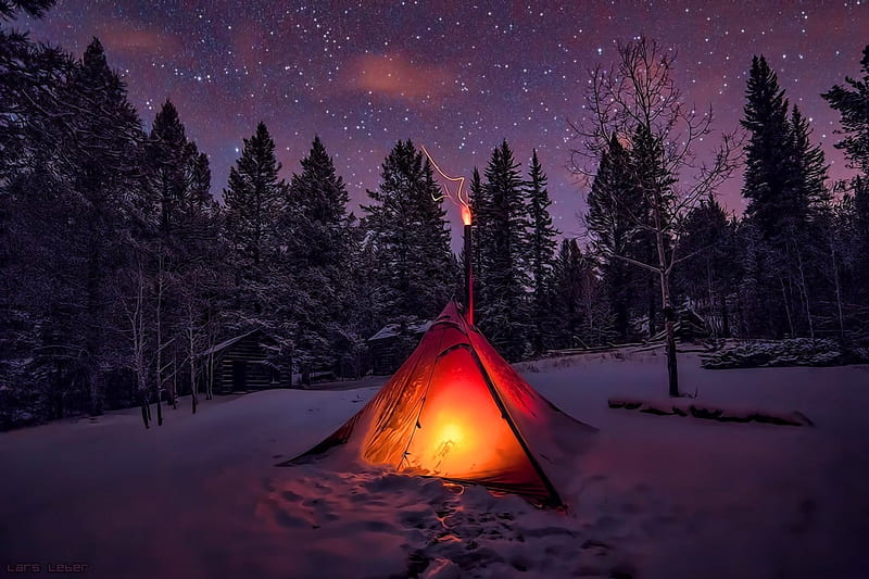 A Cozy Winter Night, space, woods, oven, stove, graphy, coldness, SkyPhoenixX1, season, night, stars, forest, houses, tent, abstract, winter, snow, ice, nature, HD wallpaper