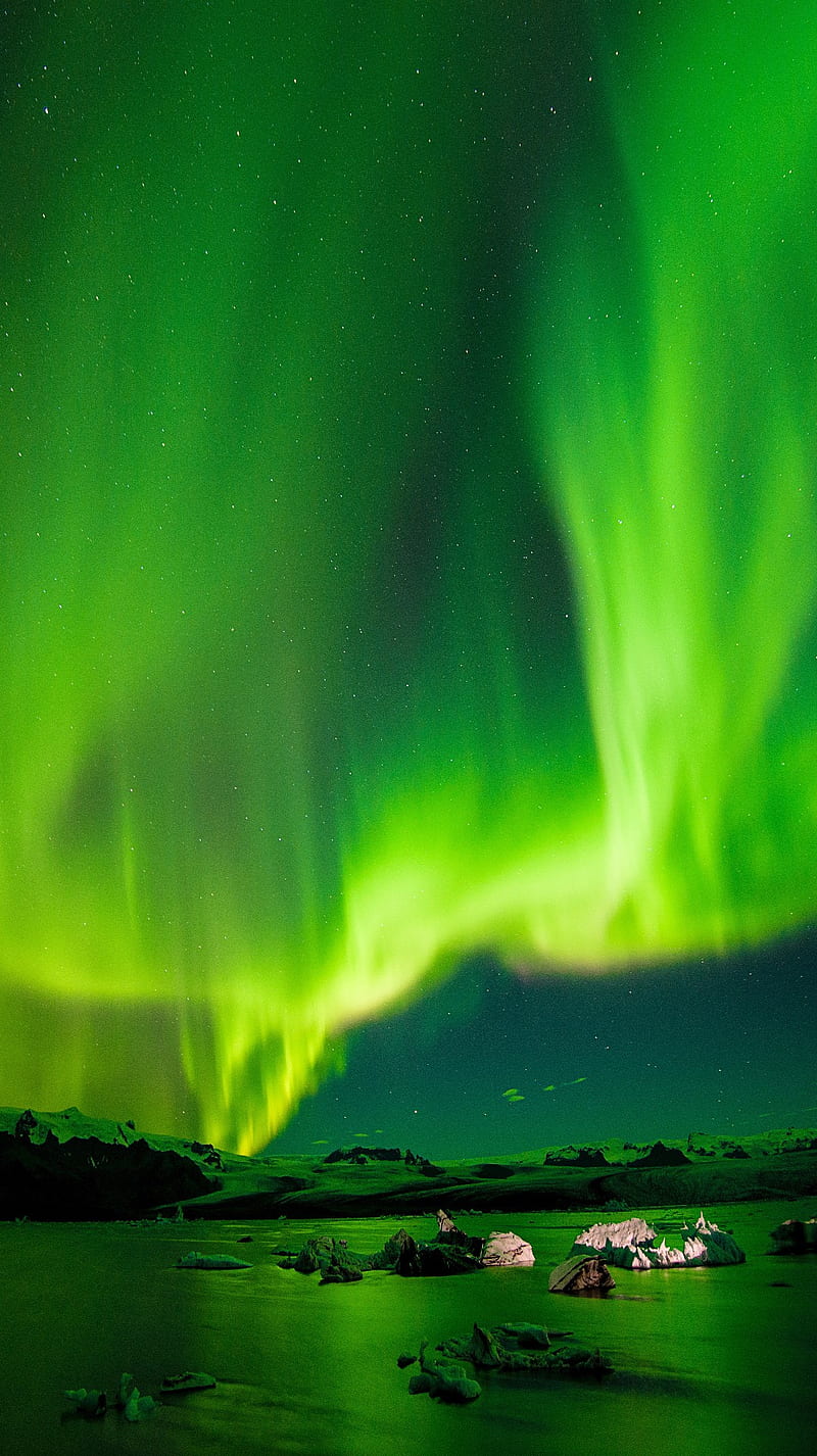 Northern Lights, aurora, bright, green, majestic, night sky, soothing, HD phone wallpaper
