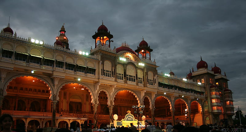 Mysore Palace With Brooding, HD wallpaper