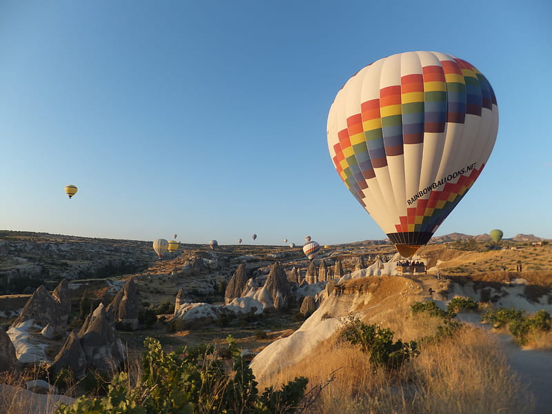 hot air balloons in flight above mountains, HD wallpaper