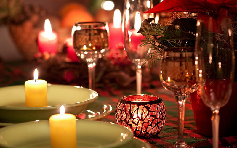 Candle Lights, pretty, dinner, wonderful, stunning, glasses, bonito, lights, nice, table, amazing, candle, plates, candles, glass, plate, awesome, gifts, HD wallpaper