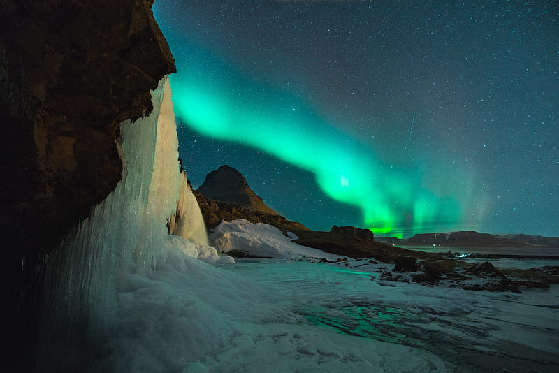 Aurora, mountain, green, snow, borealis, winter, night, HD wallpaper