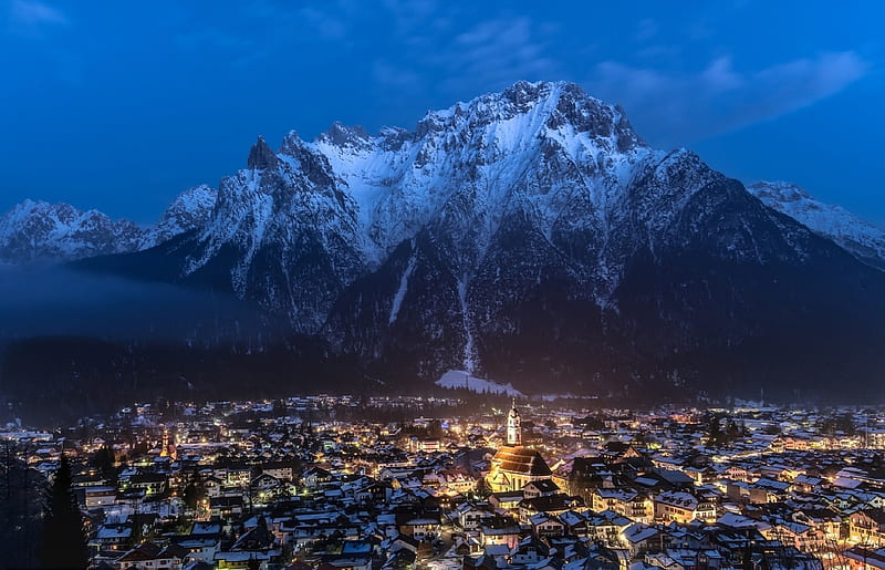 Mountain City, forest, city, snow, mountains, Mittenwald, Germany, lights, night, fotomen, HD wallpaper