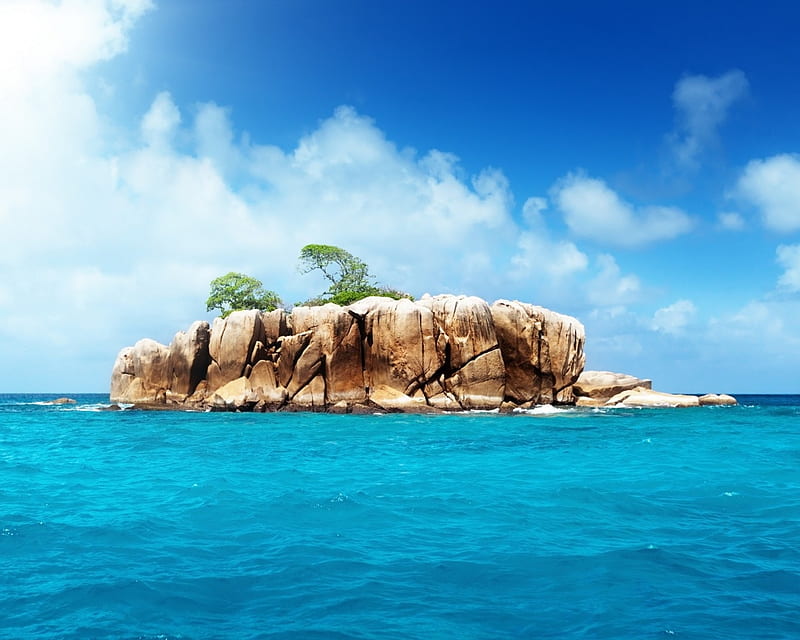 Rocky Island in the Middle of the Ocean, ocean, rocky, nature, island, clouds, sea, HD wallpaper