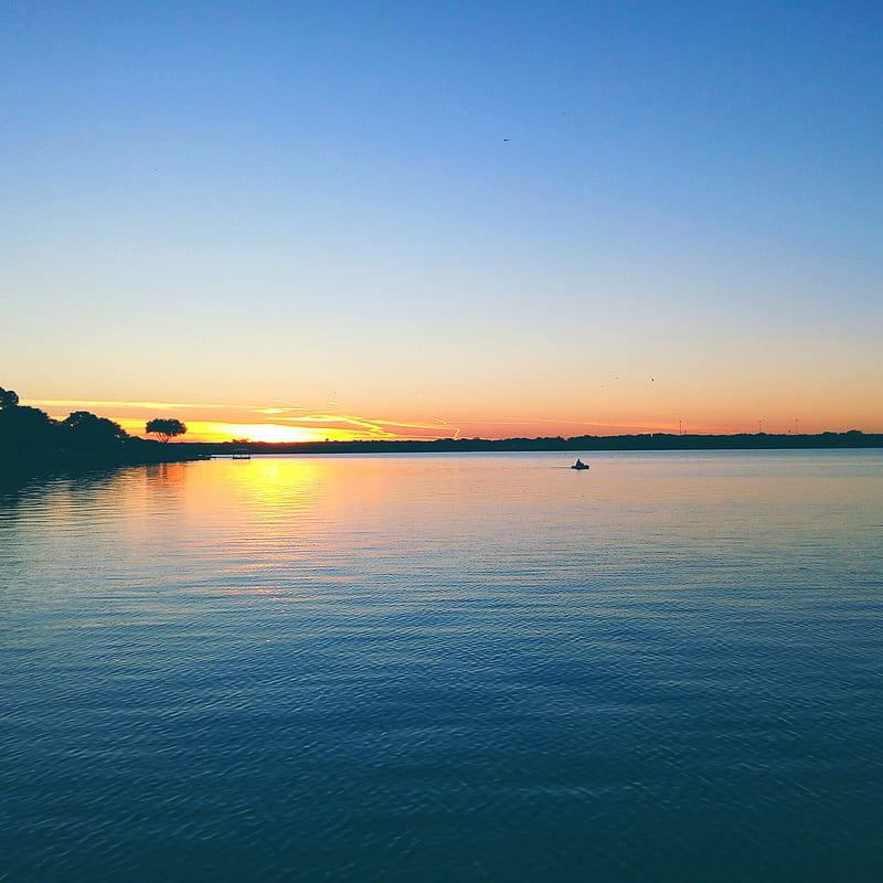 Lake Sunset, sunset, arlington, texas, lake, water, bonito, blue, orange, tree, HD phone wallpaper