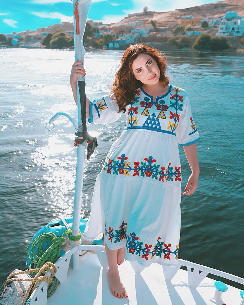 Nesreen tafesh, aswan, boat, close up, feet, nesreen, river, water, white, white dress, HD phone wallpaper