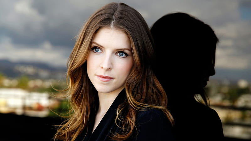 Black Dress Anna Kendrick With Background Of Her Shadow On Mirror Anna Kendrick, HD wallpaper