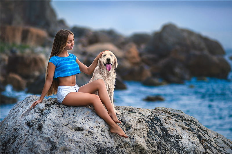 Woman and her Dog, brunette, rocks, model, dog, sea, HD wallpaper