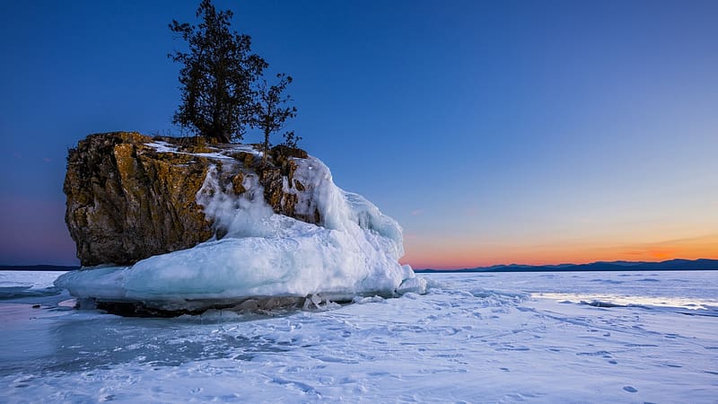 Lake Champlain, Burlington, Vermont, colors, sky, rocks, usa, ice, sunset, winter, frozen, landscape, tree, snow, HD wallpaper