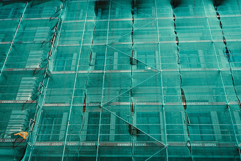 scaffolding covered by green net, HD wallpaper