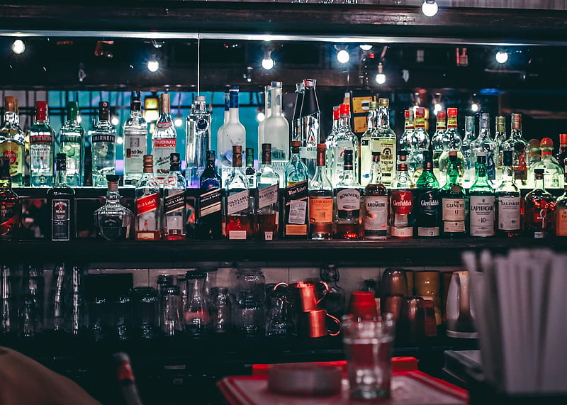 india #bengaluru #booze #barcounter #beer #vodka #bar #glass #pub #nightlife #rum #alcohol K # # #. Vodka, Bengaluru, Beer, HD wallpaper