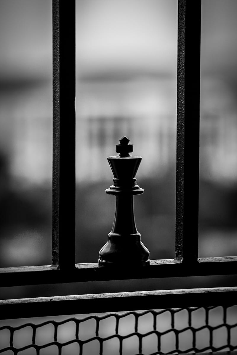 Aesthetic Black Chess King Wallpaper Download