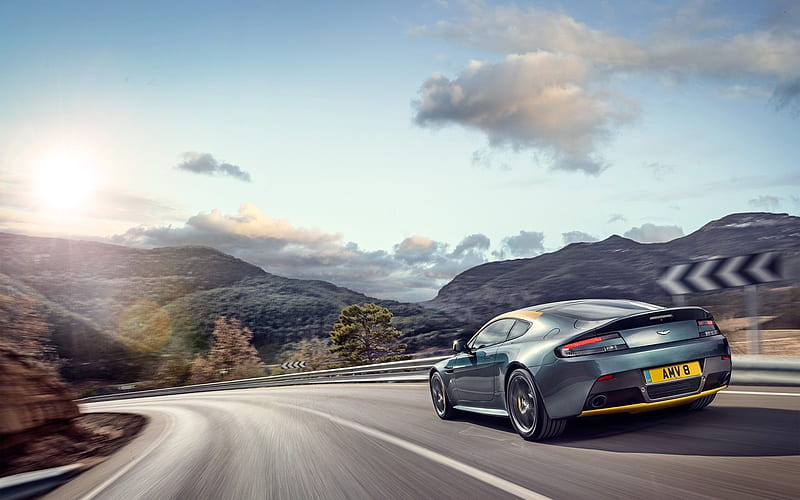 Aston Martin Vantage V8, aston-martin, carros, HD wallpaper