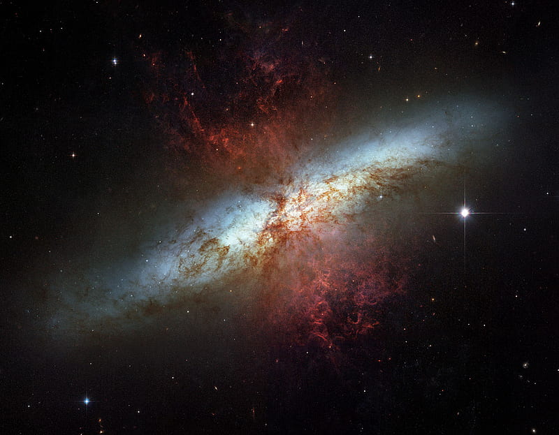 A Starbust Galaxy, stars, hubble telescope, universe, space, galaxies, HD wallpaper
