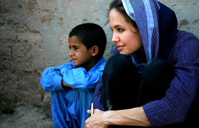 Angelina Jolie, movie, black, woman, girl, actress, scarf, child, blue, HD wallpaper