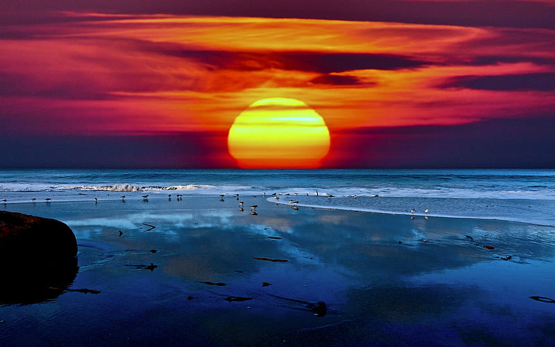 PC Wallpaper 4K - Enchanting Ocean Sunset: A Colorful Fantasy