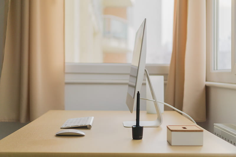Apple iMac on wooden desk near window, HD wallpaper