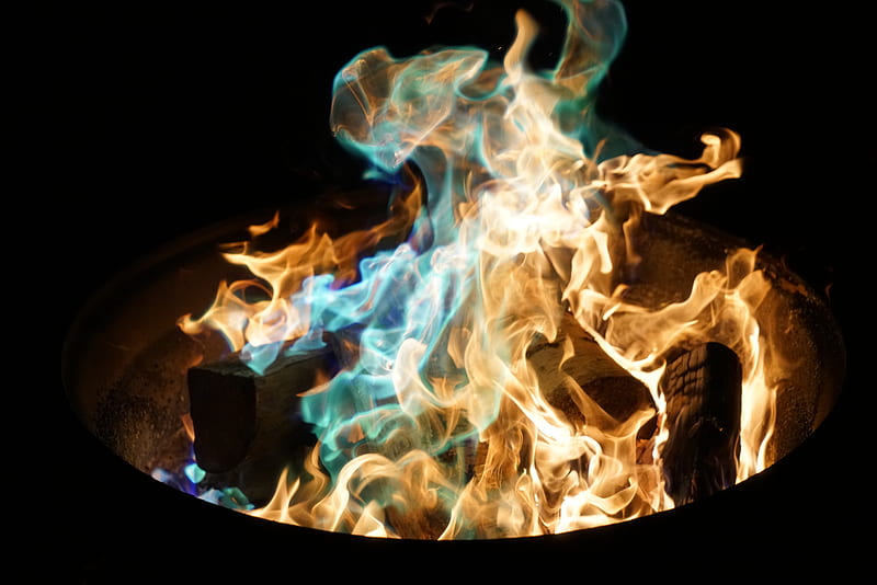 orange and blue flame on pile of wood, HD wallpaper