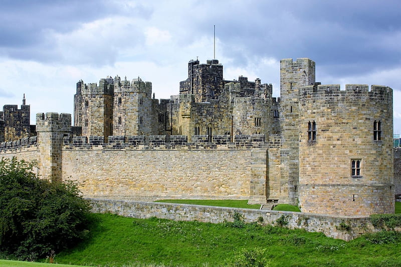 Alnwick castle northumberland, walls, medieval, stone, towers, castle, HD wallpaper