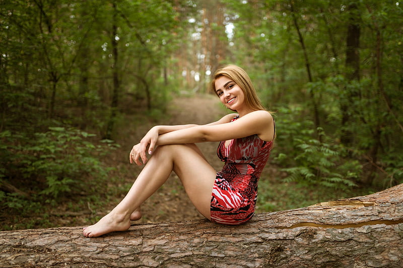 Sexy Girl Posing in the Forest, forest, blonde, dress, model, HD wallpaper