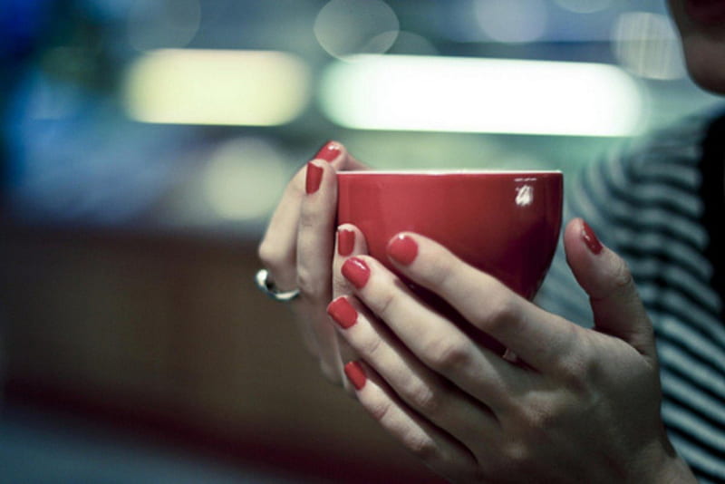 Red Cup, hands, enamel, relaxing moment, woman, fingernails, HD wallpaper