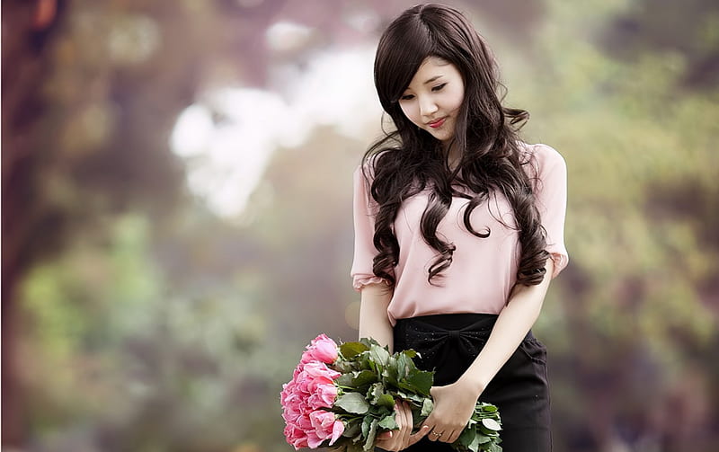 flower in girl hand, flower, asian, rose, outdoor, HD wallpaper