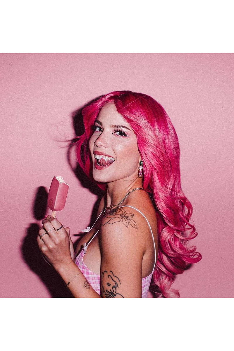 Download Halsey Colors Lyrics Aesthetic Wallpaper | Wallpapers.com