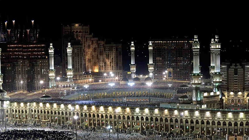 Aerial View Of Mecca With Crowd During Nighttime Ramzan, HD wallpaper