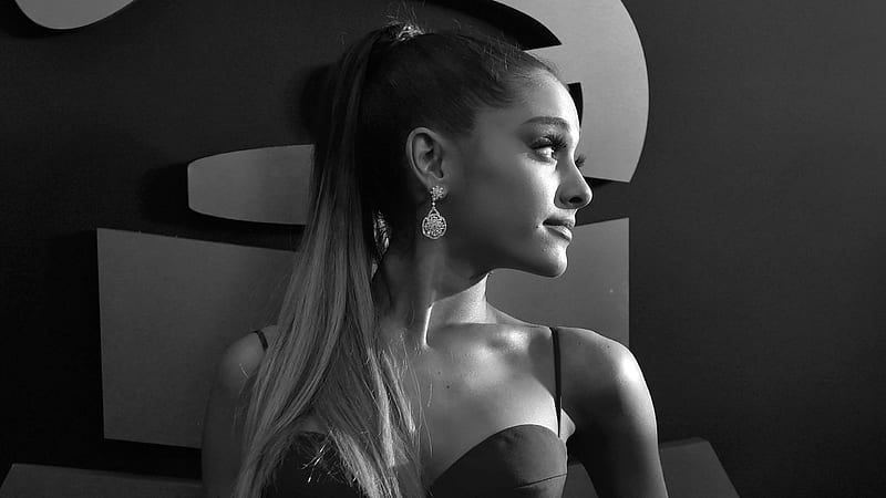Ariana Grande In Black And White Ariana Grande, HD wallpaper