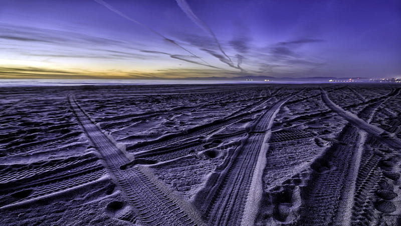 tire tracks on a purple beach at dusk r, beach, purple, dusk, r, tracks, lights, sea, HD wallpaper