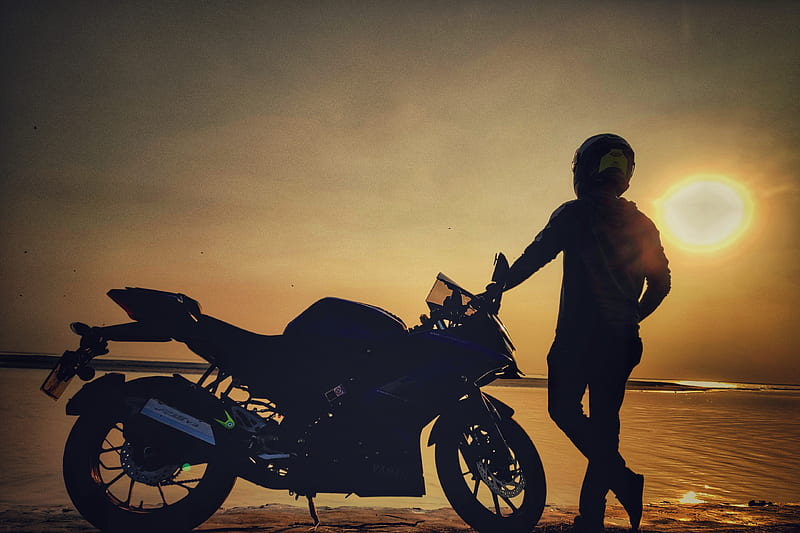R15 v3 with caberg, bd, bike, motorbike, r15 v3, silhouette, sunset, yamaha, HD wallpaper