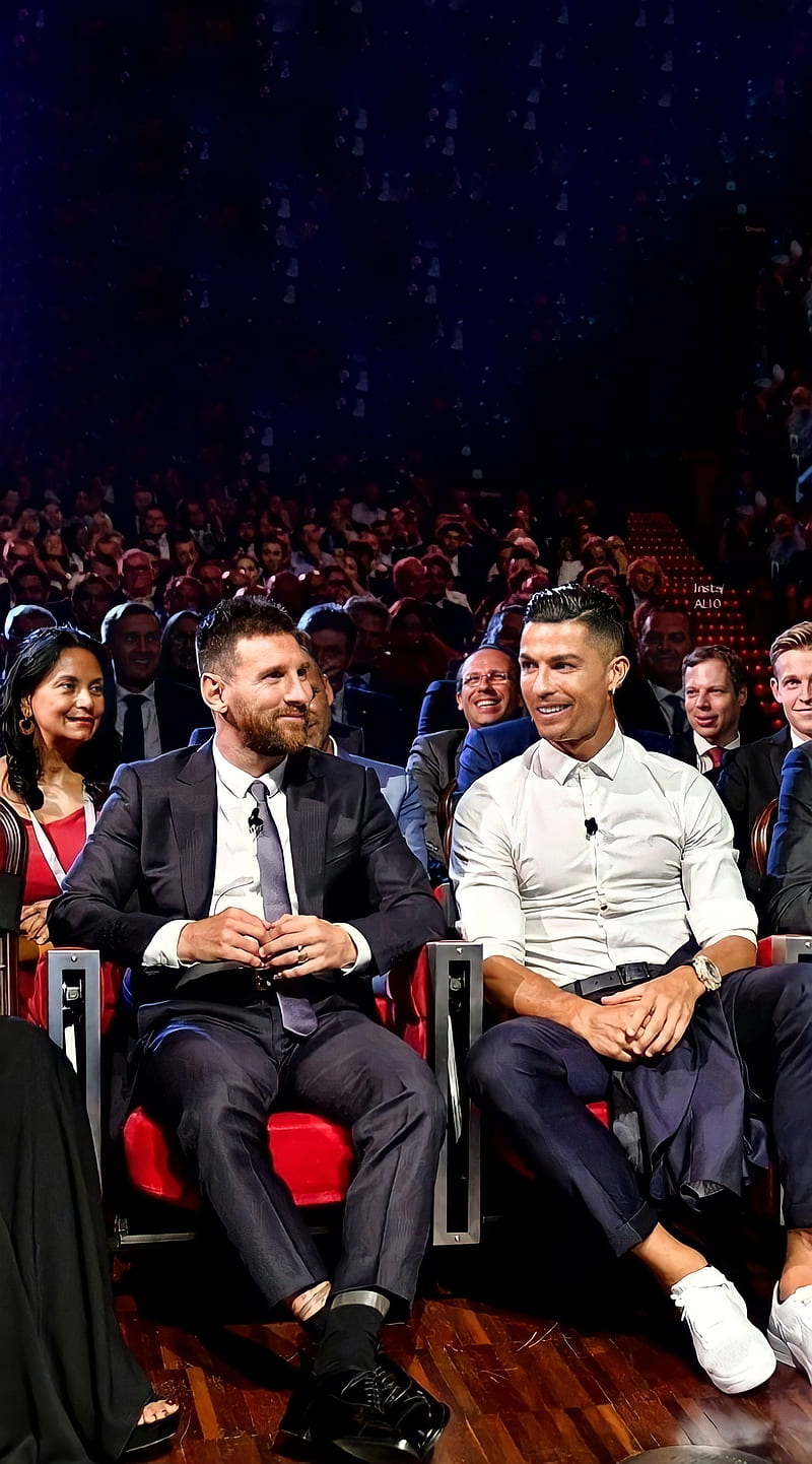 Messi Ronaldo, cr7, lm10, football, friemdship, HD phone wallpaper