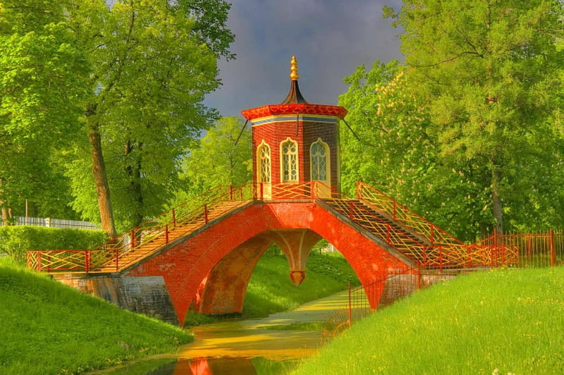 Red bridge in chestnut park, red, pretty, cloudy, riverbank, shore, grass, stairs, bonito, nice, bridge, green, path, flowers, river, reflection, road, forest, calmness, lovely, greenery, park, creek, sky, water, alleys, serenity, peaceful, chestnut, summer, nature, meadow, field, HD wallpaper